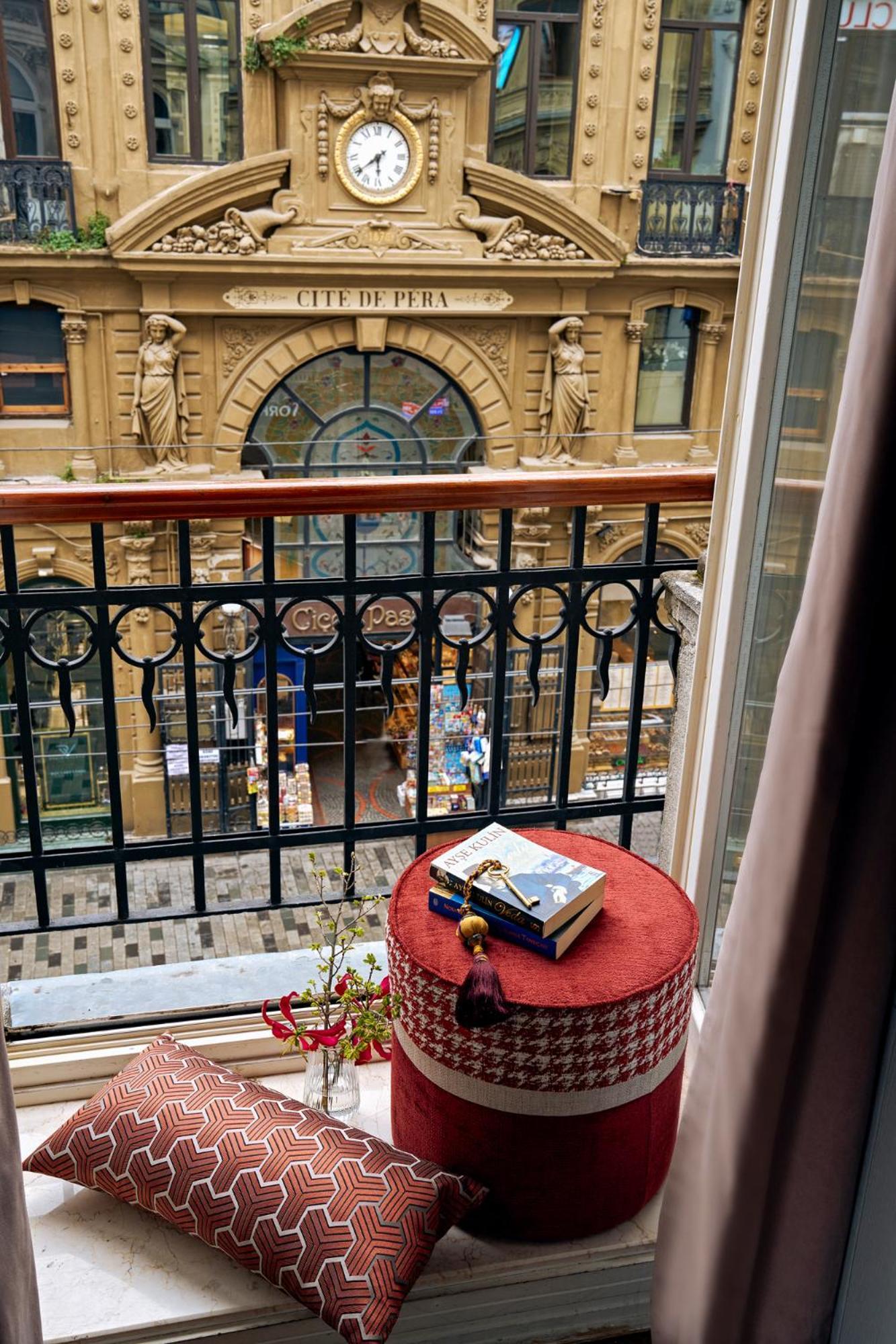 Mr Cas Hotels Taksim - Special Category Istanbul Bagian luar foto